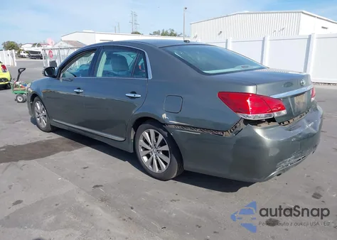 2011 Toyota Avalon Limited z USA, uszkodzony, nr VIN 4T1BK3DB4BU403115